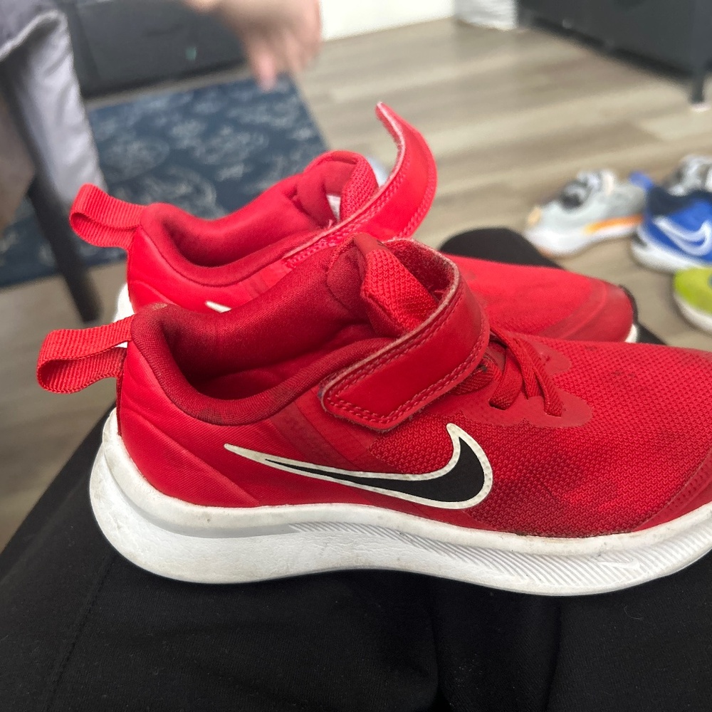 Boys shoes